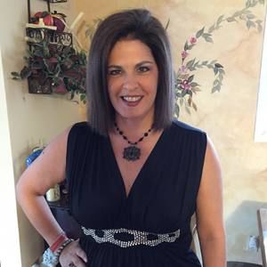 Meet your Posher, Annmarie